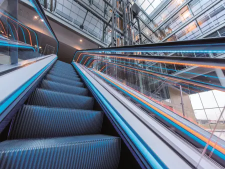 velino自动扶梯 - 美观照明:裙板或护栏