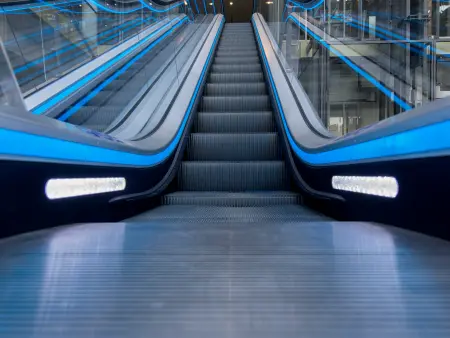 velino自动扶梯 - 安全照明:梯级间隙或梳齿板